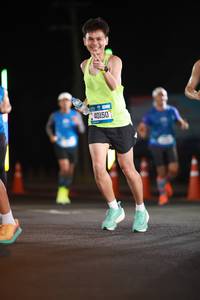 BIB: 40150
                            <button type="button" onclick="openModal(21555864)" class="btn btn-primary btn-sm float-right btn-popup" data-toggle="modal" data-target=".modal-high-quality">
                        <i class="fas fa-shopping-cart"></i> Add to Cart
                    </button>
                                            <button type="button" onclick="isThisMe(21555864, true)" class="btn btn-success btn-sm float-right btn-popup btn-isme hidden" data-toggle="tooltip" data-placement="bottom" title="นี่คือรูปของคุณใช่ไหม คลิกที่นี่เพื่อเอาเข้าอัลบั้ม">
                        <i class="fas fa-plus"></i> Add to album
                    </button>
                    <button type="button" onclick="isThisMe(21555864, false)" class="btn btn-warning btn-sm float-right btn-popup btn-isnotme hidden">
                        <i class="fas fa-ban"></i> Remove from album
                    </button>